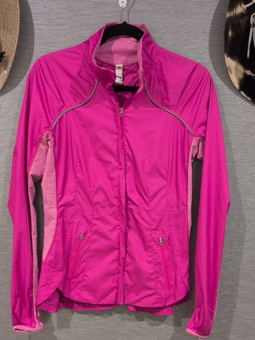 Lululemon Women's Lightweight Active Shell Jacket - Bright Pink
